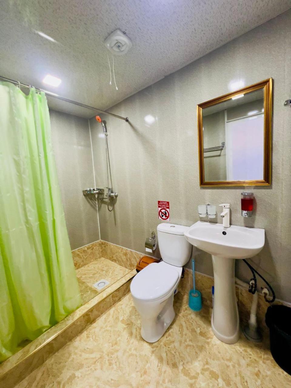 Gold Khiva Bed & Breakfast ภายนอก รูปภาพ