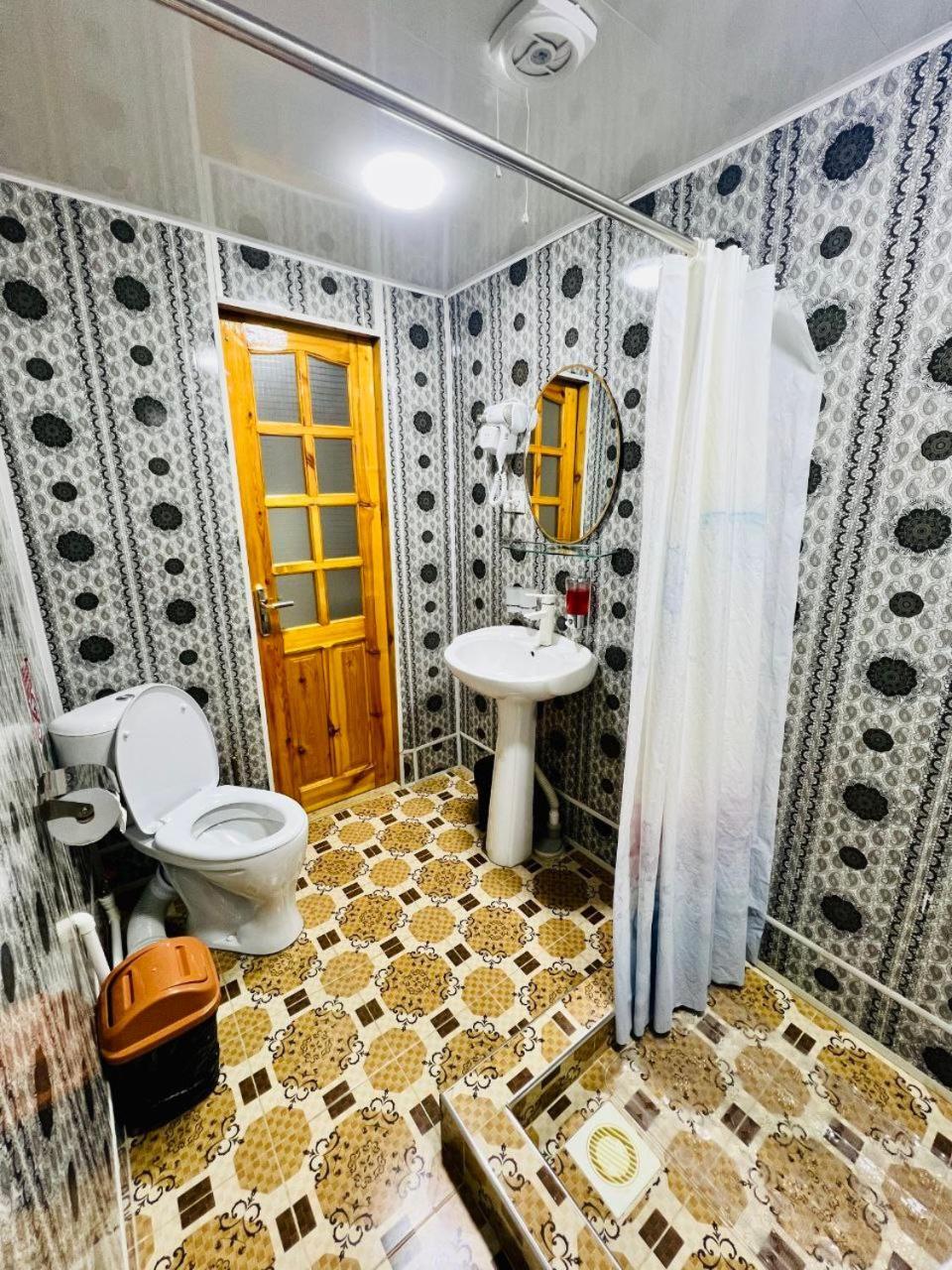 Gold Khiva Bed & Breakfast ภายนอก รูปภาพ